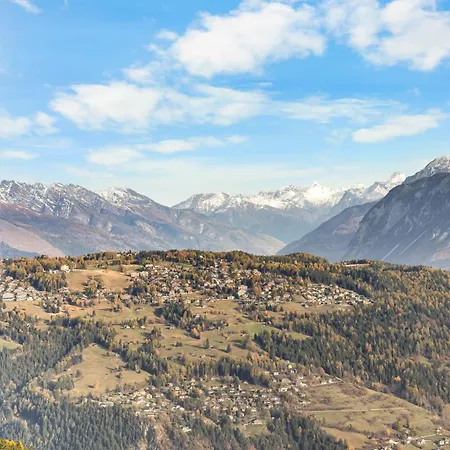Saphir 404 Pres De La Telecabine A Avec Vue Sur Les Alpes